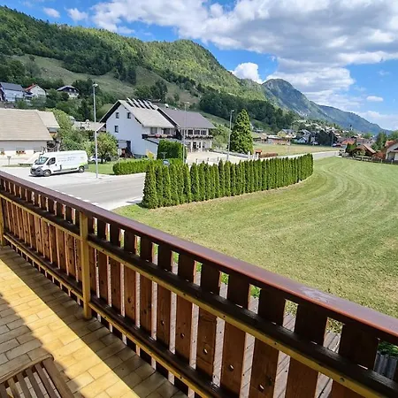 Knafel Bed & Breakfast *