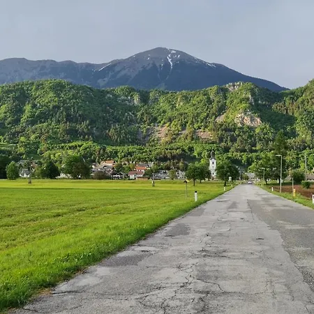 Bed & Breakfast Knafel