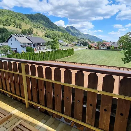 Knafel 住宿加早餐酒店