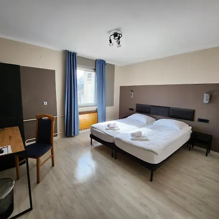 Knafel Bed & Breakfast *