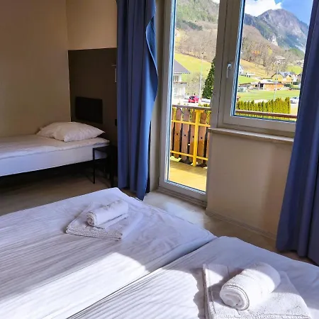 Bed & Breakfast Knafel Zirovnica